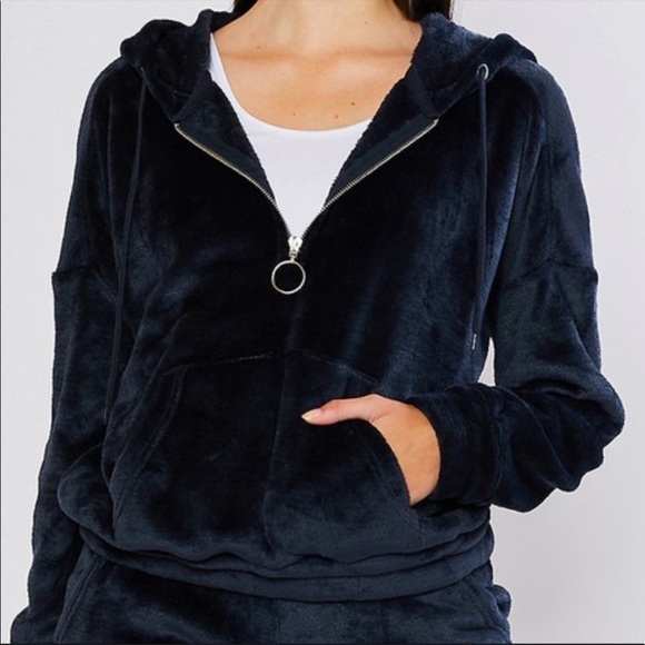 ✨NEW✨ Soft Plush Half Zip-Up Pullover Hooded - Picture 1 of 3